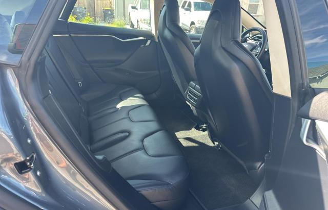 5YJSA1CG7DFP08449 - 2013 TESLA MODEL S Մոխրագույն լուսանկար 6