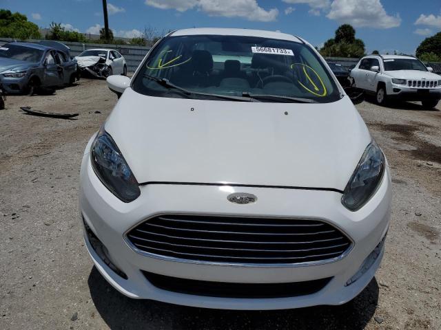 3FADP4BJ3KM106331 - 2019 FORD FIESTA SE WHITE photo 5