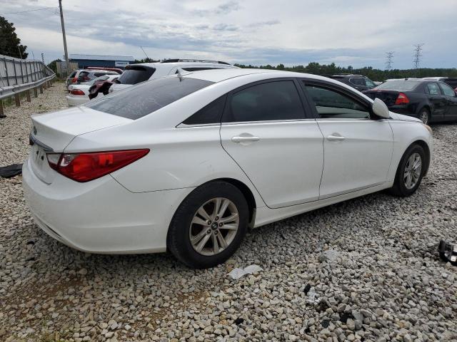 5NPEB4AC6BH210415 - 2011 HYUNDAI SONATA GLS WHITE photo 3