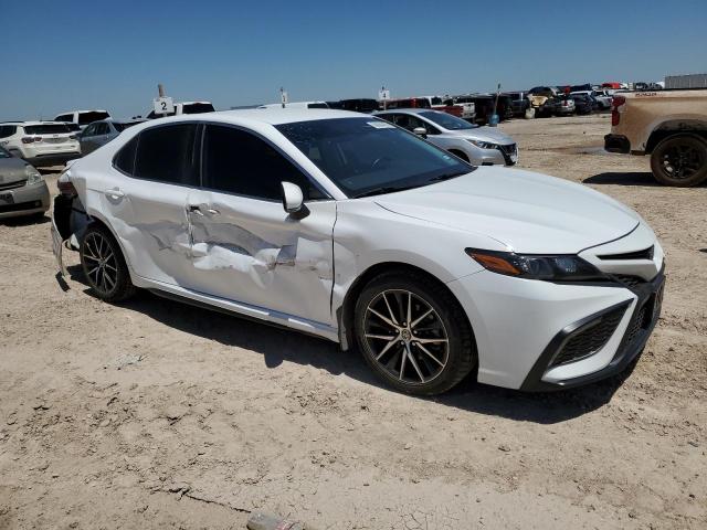 4T1G11AK4PU822655 - 2023 TOYOTA CAMRY SE NIGHT SHADE WHITE photo 4