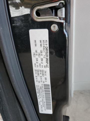 2C4RVABG9DR724810 - 2013 VOLKSWAGEN ROUTAN SE Սև լուսանկար 13