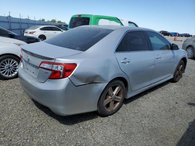 4T1BF1FK3EU384843 - 2014 TOYOTA CAMRY L SILVER photo 3