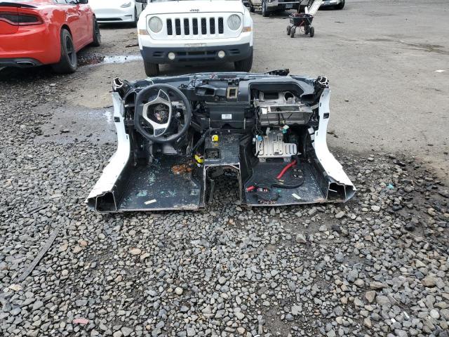 1G1YB2D7XH5117012 - 2017 CHEVROLET CORVETTE STINGRAY 1LT WHITE photo 6