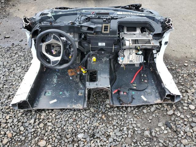 1G1YB2D7XH5117012 - 2017 CHEVROLET CORVETTE STINGRAY 1LT WHITE photo 8