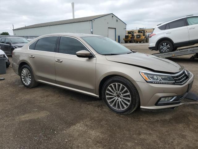 1VWBT7A3XHC050798 - 2017 VOLKSWAGEN PASSAT SE GOLD photo 4