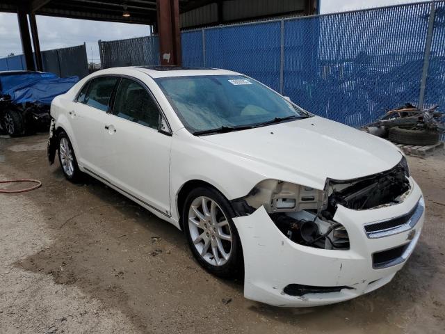 1G1ZK577784261298 - 2008 CHEVROLET MALIBU LTZ თეთრი ფოტო 4