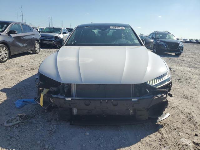 WAUSFBF22RN048432 - 2024 AUDI S7 PRESTIGE WHITE photo 5
