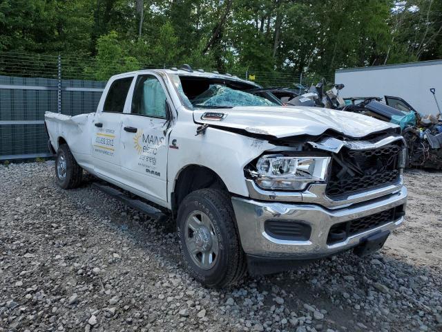 3C63R3GL4NG102058 - 2022 RAM 3500 TRADESMAN WHITE photo 4