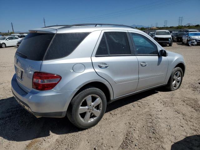 4JGBB75E77A206528 - 2007 MERCEDES-BENZ ML 500 SILVER photo 3