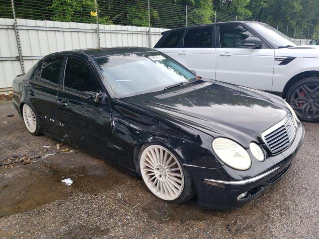 WDBUF65J74A480881 - 2004 MERCEDES-BENZ E 320 BLACK photo 4