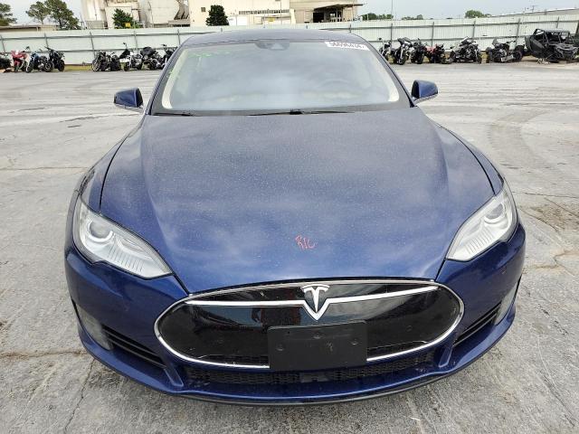 5YJSA1E16FF101129 - 2015 TESLA MODEL S ლურჯი ფოტო 5