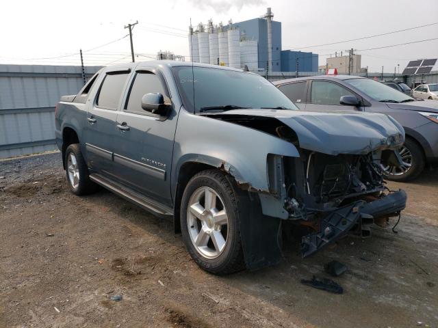 3GNTKFE76CG287724 - 2012 CHEVROLET AVALANCHE LT BLUE photo 4