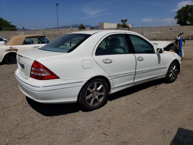 WDBRF54H77A930001 - 2007 MERCEDES-BENZ C 280 WHITE photo 3