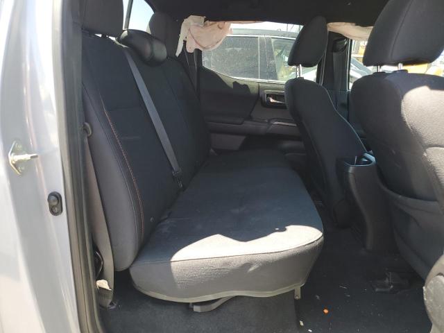 3TMCZ5AN1JM171686 - 2018 TOYOTA TACOMA DOUBLE CAB GRAY photo 10