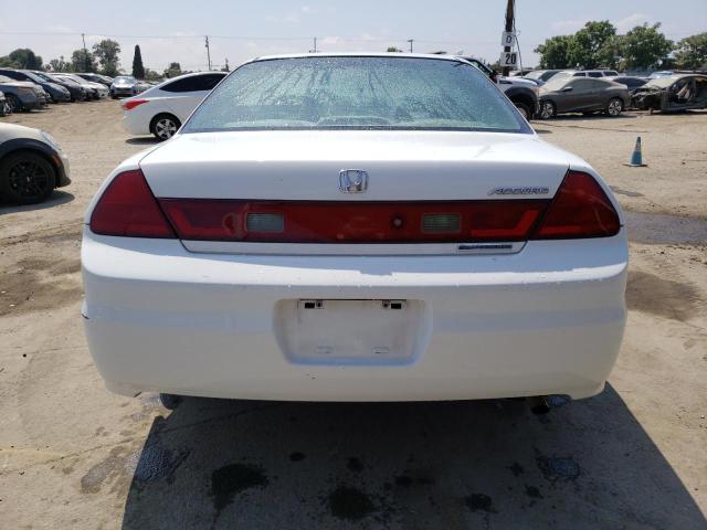 1HGCG32222A014697 - 2002 HONDA ACCORD SE WHITE photo 6