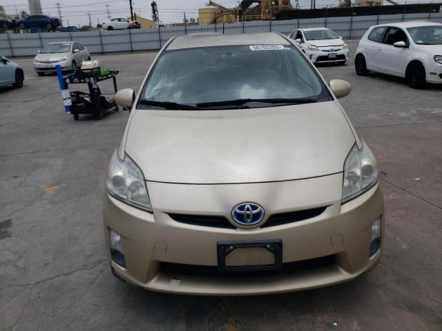 JTDKN3DU8A1302012 - 2010 TOYOTA PRIUS TAN photo 5
