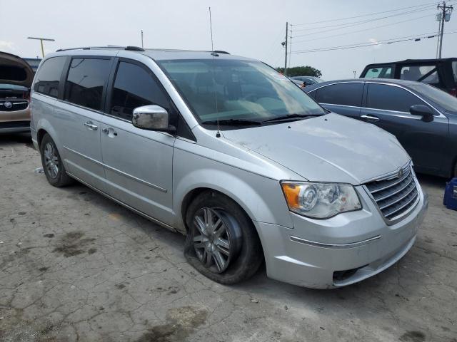 2A8HR64XX8R720032 - 2008 CHRYSLER TOWN & CNT LIMITED SILVER photo 4