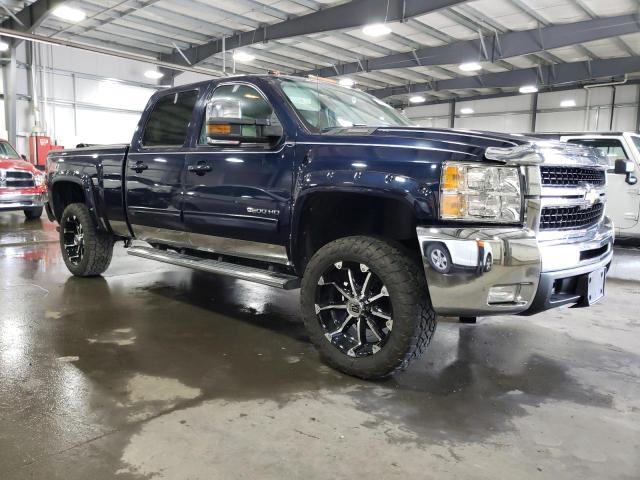 1GC4KYBG2AF136116 - 2010 CHEVROLET SILVERADO K2500 HEAVY DUTY LTZ BLUE photo 4