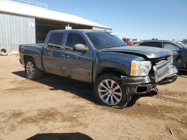 2GCEK133871641438 - 2007 CHEVROLET SILVERADO K1500 CREW CAB TEAL photo 4