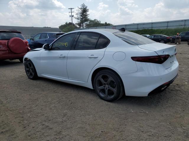 ZARFAEENXH7552980 - 2017 ALFA ROMEO GIULIA TI Q4 WHITE photo 2