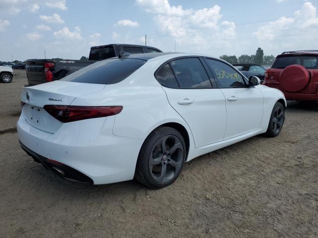 ZARFAEENXH7552980 - 2017 ALFA ROMEO GIULIA TI Q4 WHITE photo 3