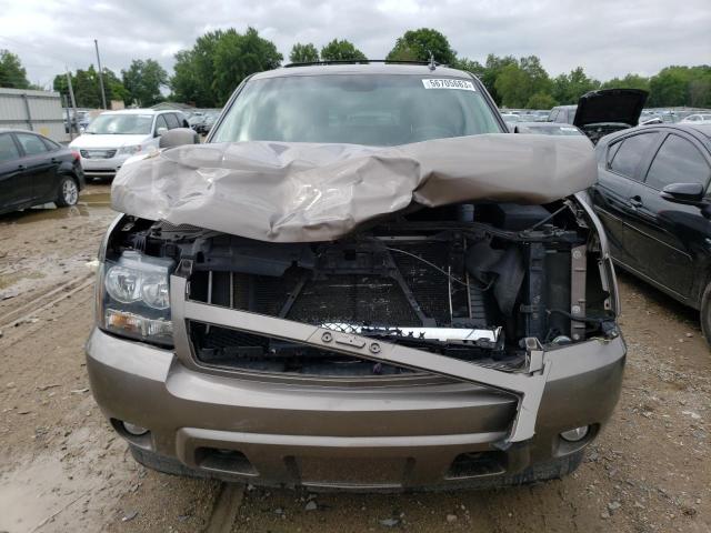 1GNSKBE05DR322844 - 2013 CHEVROLET TAHOE K1500 LT GRAY photo 5