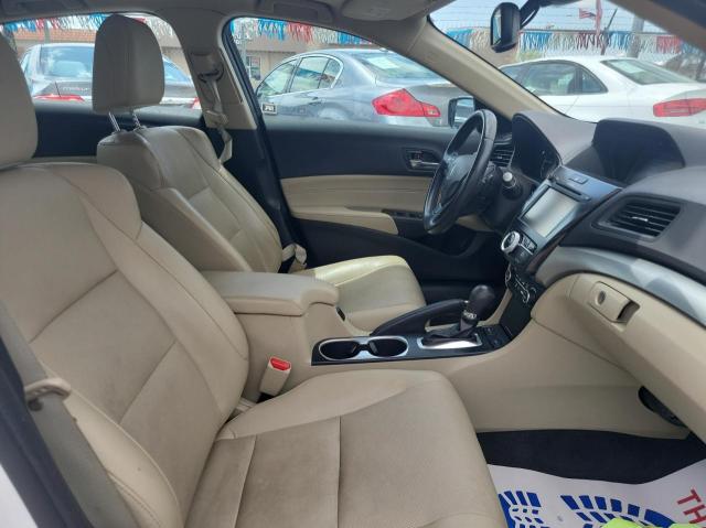 19UDE2F73GA021353 - 2016 ACURA ILX PREMIUM TECH თეთრი ფოტო 5