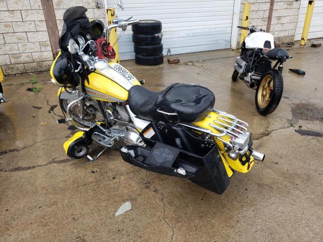 1HD1PKE115Y956110 - 2005 HARLEY-DAVIDSON FLHTCSE2 YELLOW photo 3