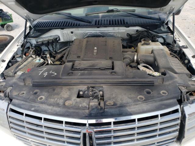 5LMJJ2J52DEL04813 - 2013 LINCOLN NAVIGATOR თეთრი ფოტო 12