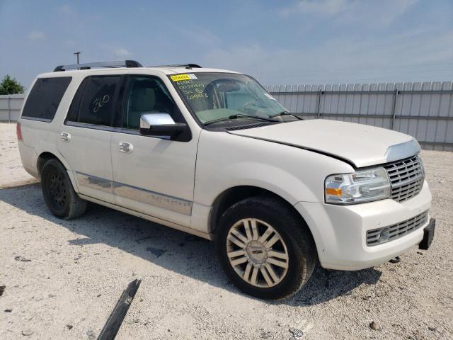 5LMJJ2J52DEL04813 - 2013 LINCOLN NAVIGATOR თეთრი ფოტო 4