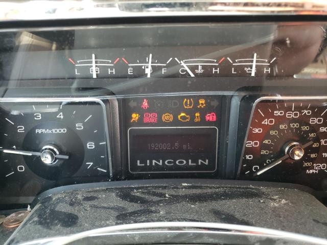 5LMJJ2J52DEL04813 - 2013 LINCOLN NAVIGATOR თეთრი ფოტო 9