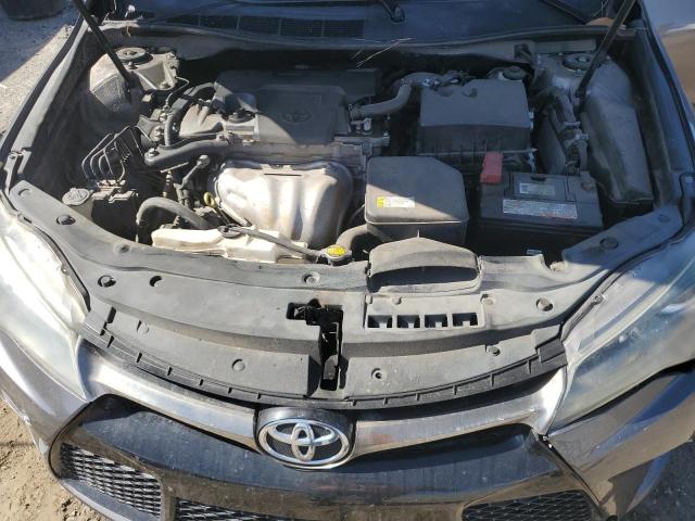 4T1BF1FK4FU055621 - 2015 TOYOTA CAMRY LE GRAY photo 11