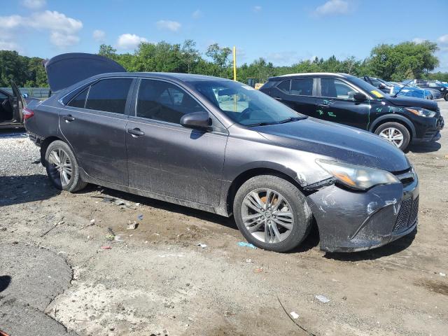 4T1BF1FK4FU055621 - 2015 TOYOTA CAMRY LE GRAY photo 4