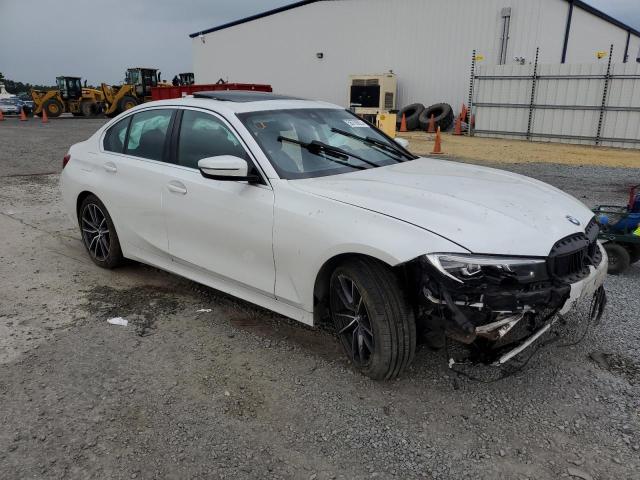 3MW5R7J05L8B24839 - 2020 BMW 330XI WHITE photo 4