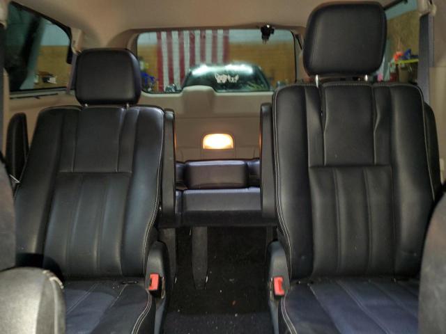 2C4RC1CG0GR174874 - 2016 CHRYSLER TOWN & COU TOURING L WHITE photo 10