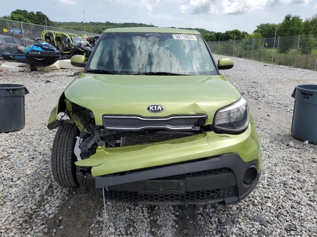 KNDJN2A24J7904511 - 2018 KIA SOUL GREEN photo 5