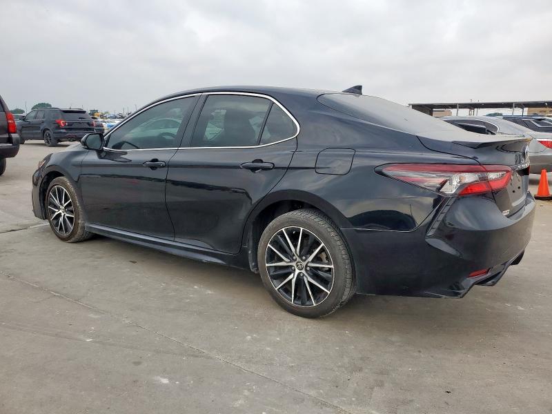 4T1G11AK4RU220373 - 2024 TOYOTA CAMRY SE NIGHT SHADE BLACK photo 2