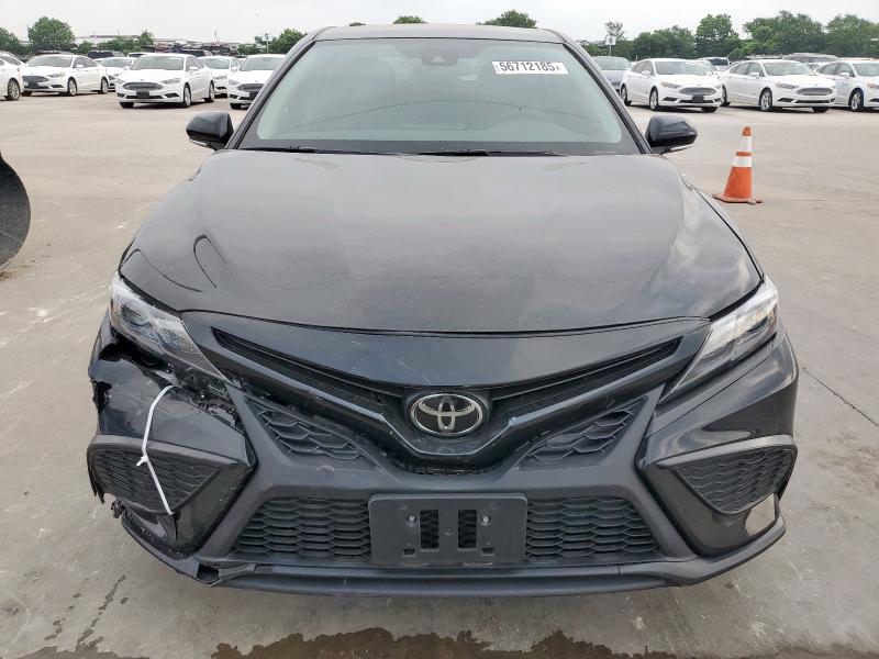 4T1G11AK4RU220373 - 2024 TOYOTA CAMRY SE NIGHT SHADE BLACK photo 5