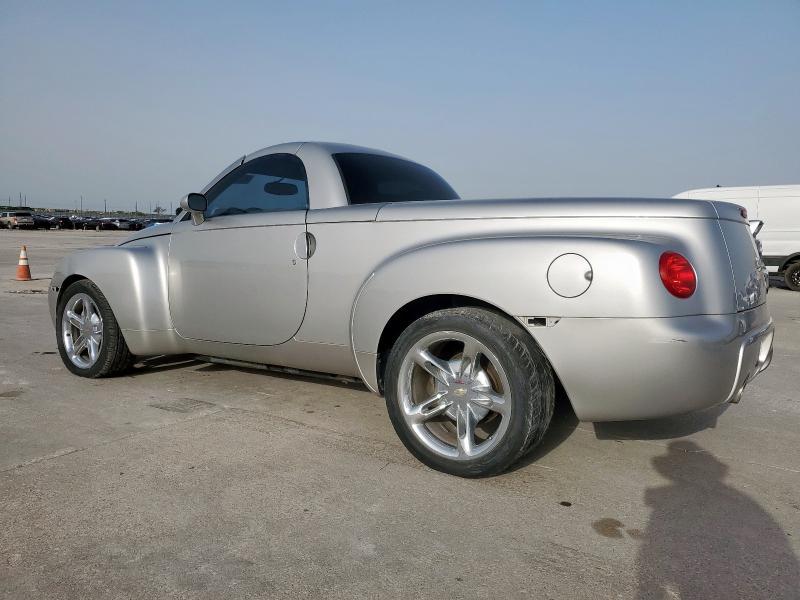1GCES14H75B114899 - 2005 CHEVROLET SSR 银色 照片 2