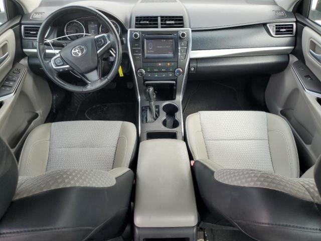 4T1BF1FK9FU973820 - 2015 TOYOTA CAMRY SE LE 银色 照片 8