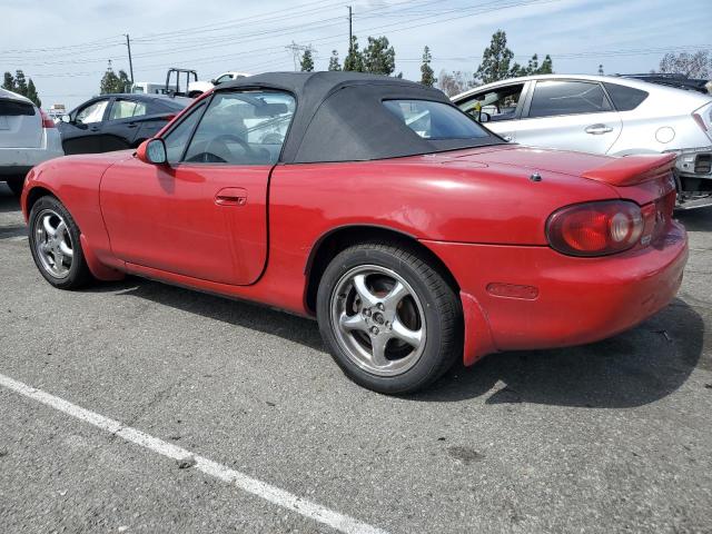 JM1NB353610216294 - 2001 MAZDA MX-5 MIATA BASE RED photo 2