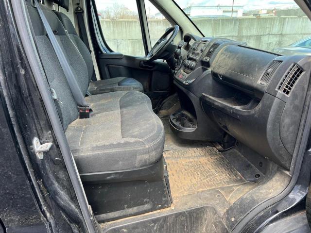 3C6TRVDGEE126660 - 2014 RAM PROMASTER BLACK photo 5