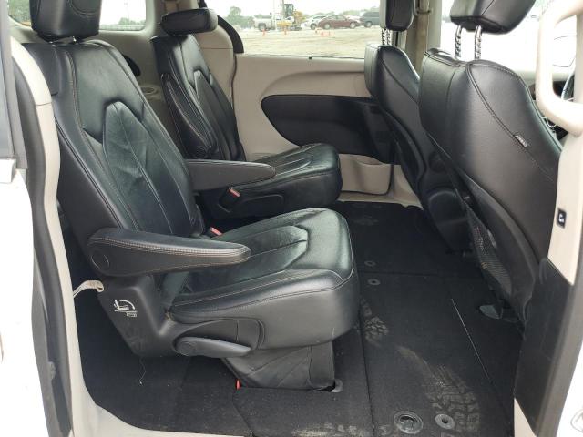 2C4RC1BGXHR642290 - 2017 CHRYSLER PACIFICA TOURING L WHITE photo 11