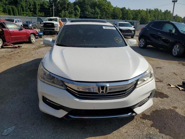 1HGCR2F87GA058270 - 2016 HONDA ACCORD EXL WHITE photo 5