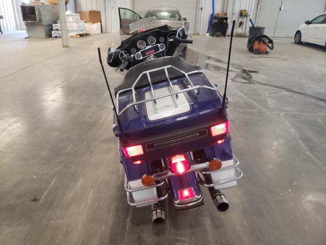 1HD1FCW146Y673919 - 2006 HARLEY-DAVIDSON FLHTCUI 蓝色 照片 4