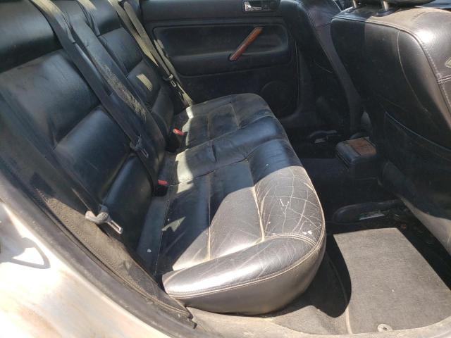 WVWBH63B31P012878 - 2001 VOLKSWAGEN PASSAT GLX Gümüş foto 10