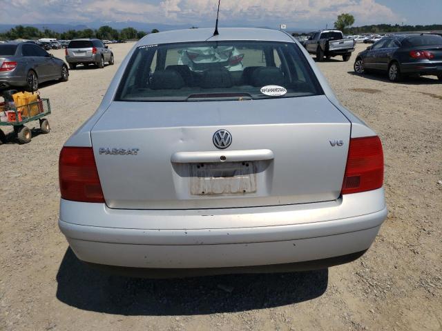 WVWBH63B31P012878 - 2001 VOLKSWAGEN PASSAT GLX SILVER photo 6