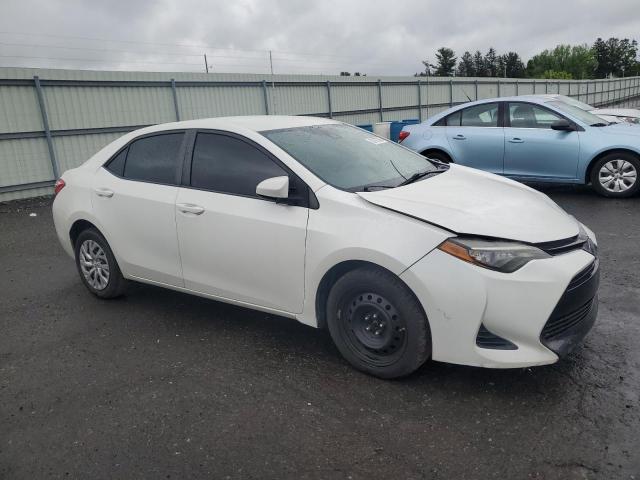 5YFBURHE6JP820270 - 2018 TOYOTA COROLLA L 白色 照片 4