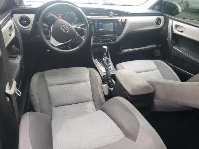 5YFBURHE6JP820270 - 2018 TOYOTA COROLLA L 白色 照片 8