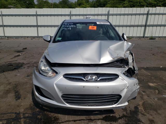 KMHCT4AE4DU278870 - 2013 HYUNDAI ACCENT GLS SILVER photo 5